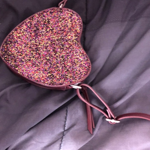 Glitter heart cross body purse - Picture 3 of 4